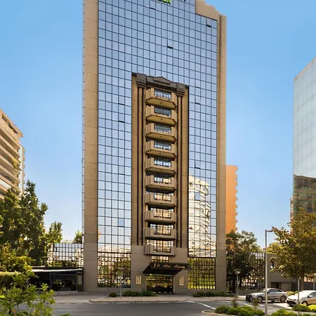 Hotel Wyndham Garden Santiago Kennedy